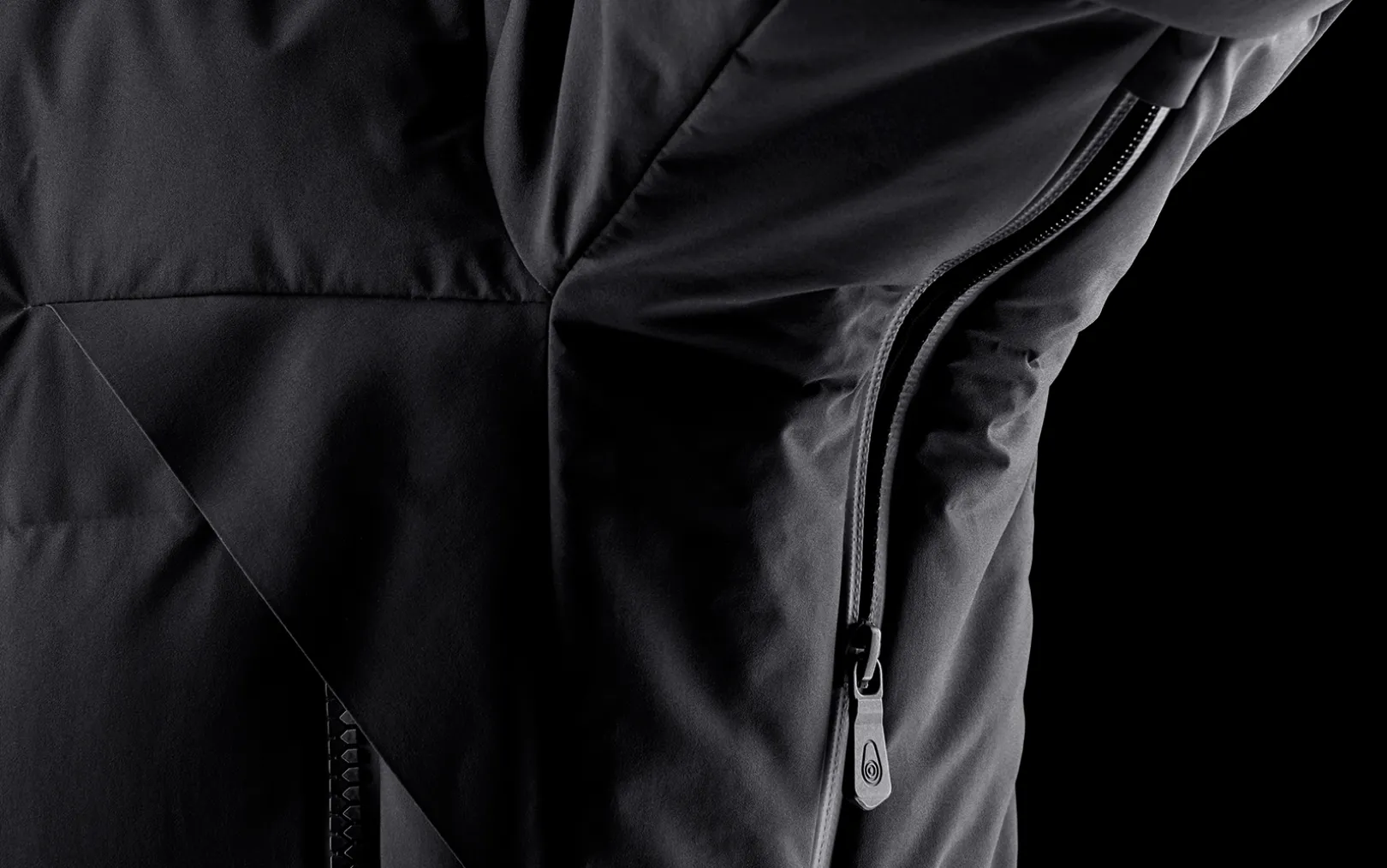 BLACK ICE GORE TEX DOWN JACKET