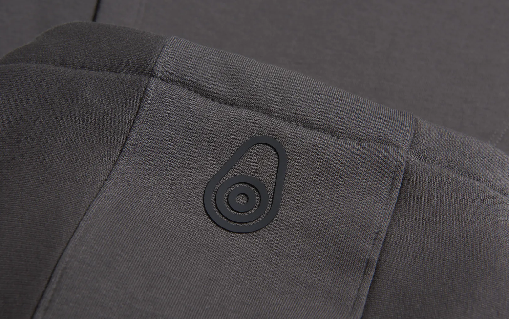 BOWMAN LOGO HOOD