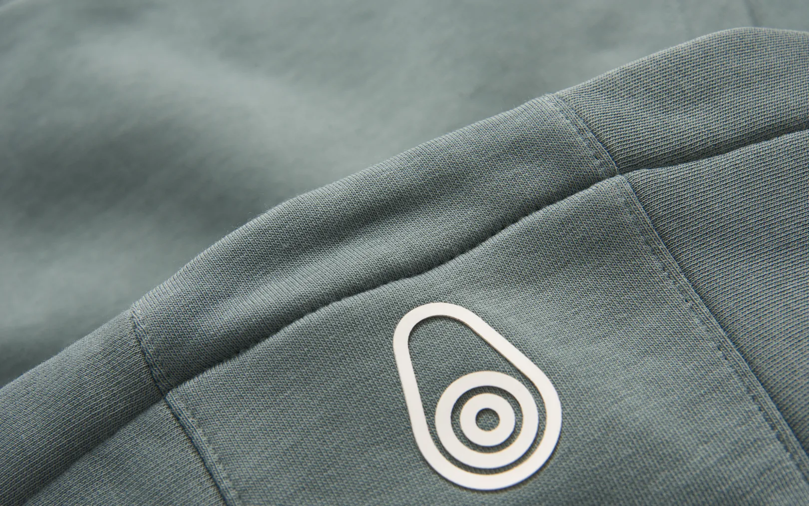 BOWMAN LOGO HOOD