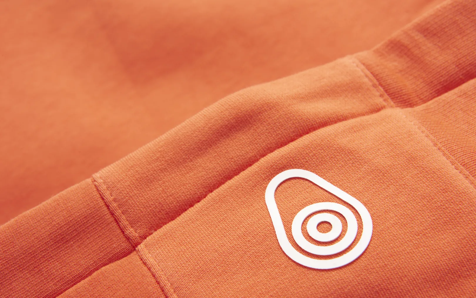 BOWMAN LOGO HOOD