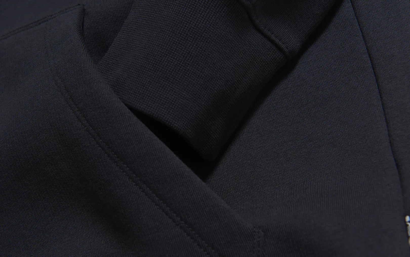 BOWMAN LOGO HOOD