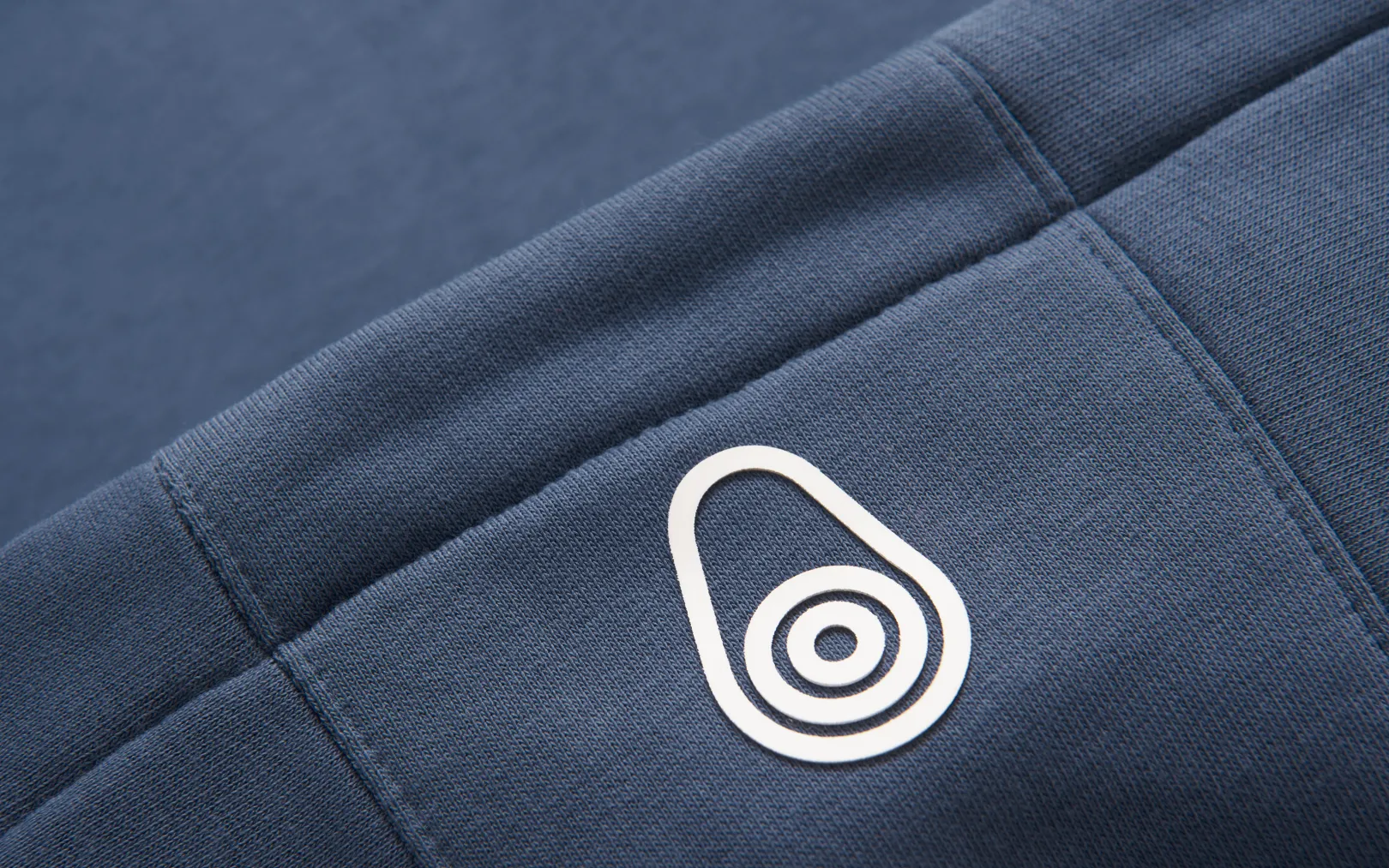 BOWMAN LOGO HOOD