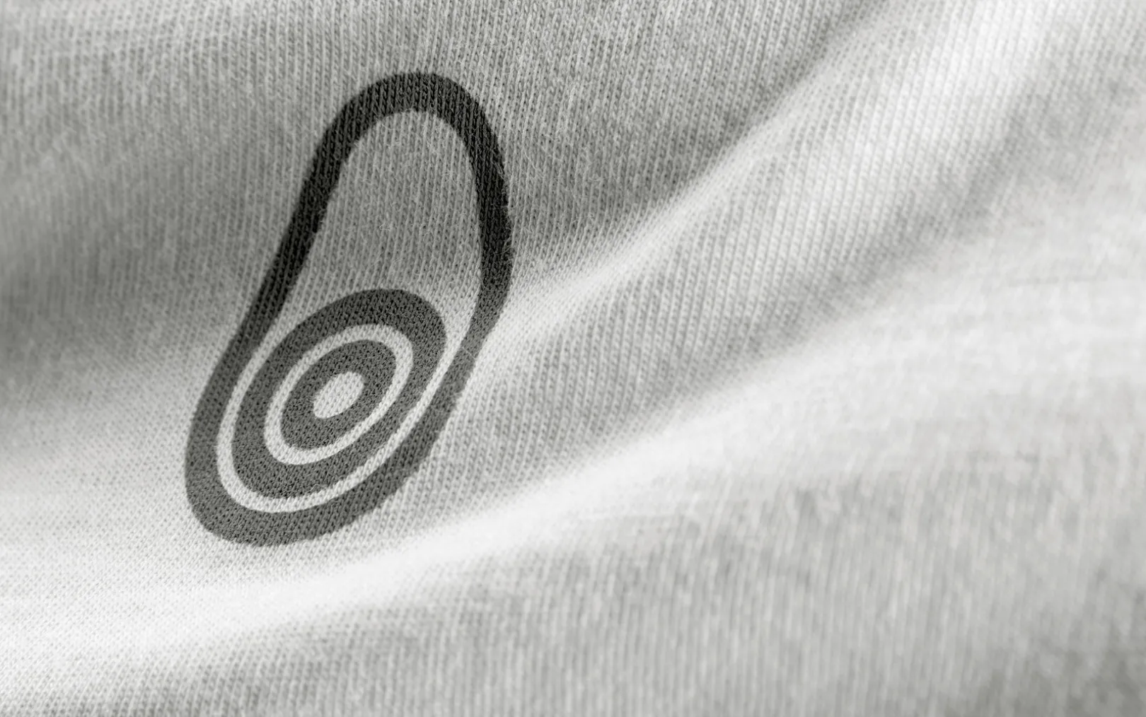 LOGO LS TEE