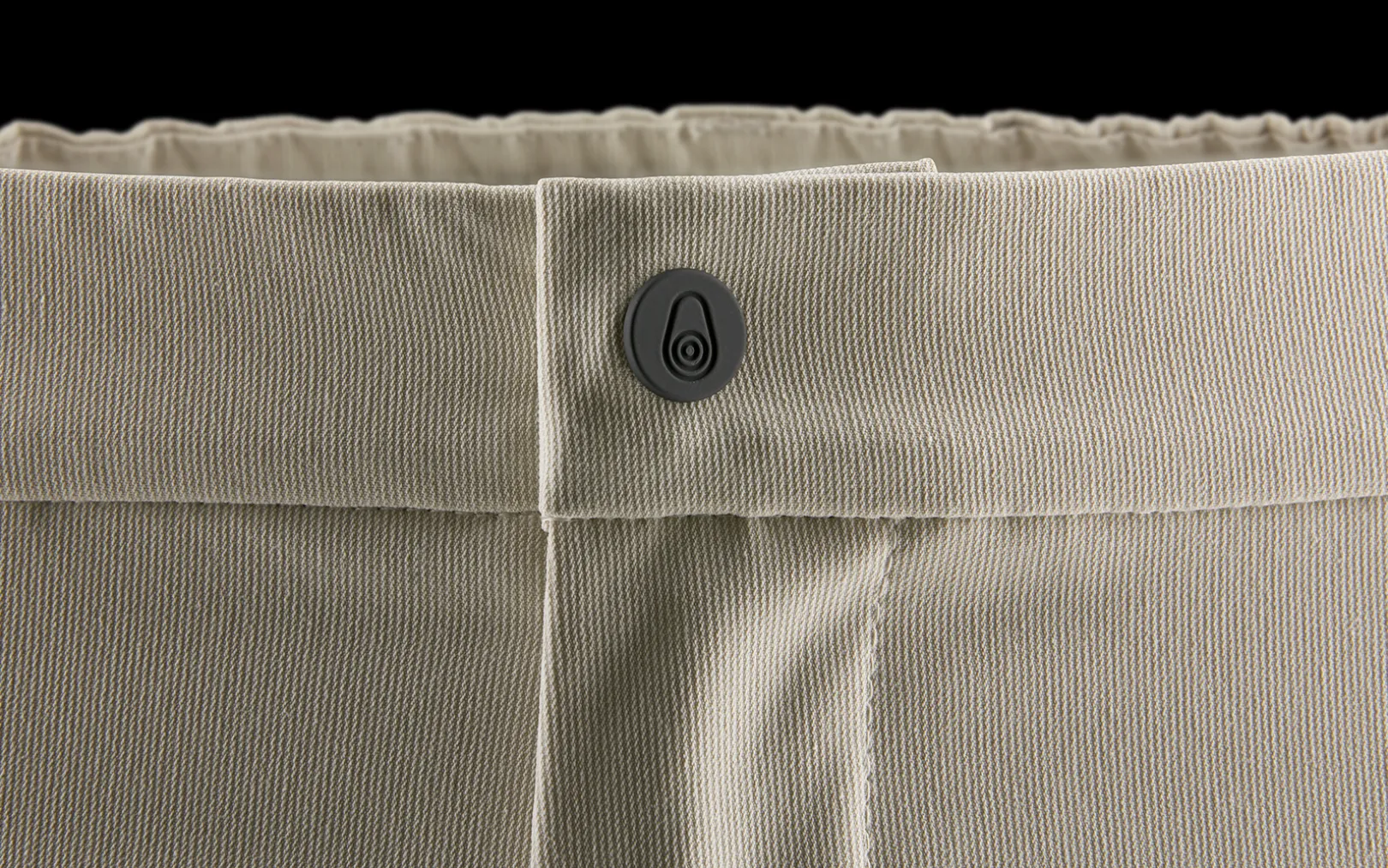 RACE EDITION TECH SHORTS