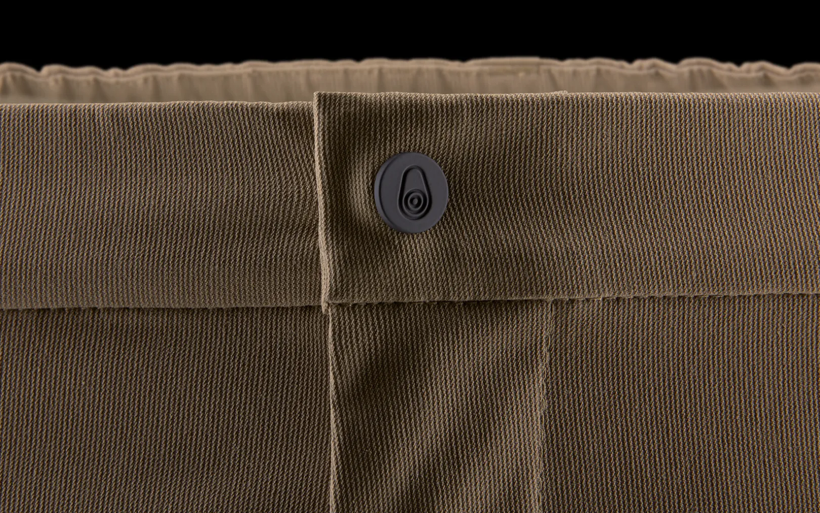 RACE EDITION TECH SHORTS