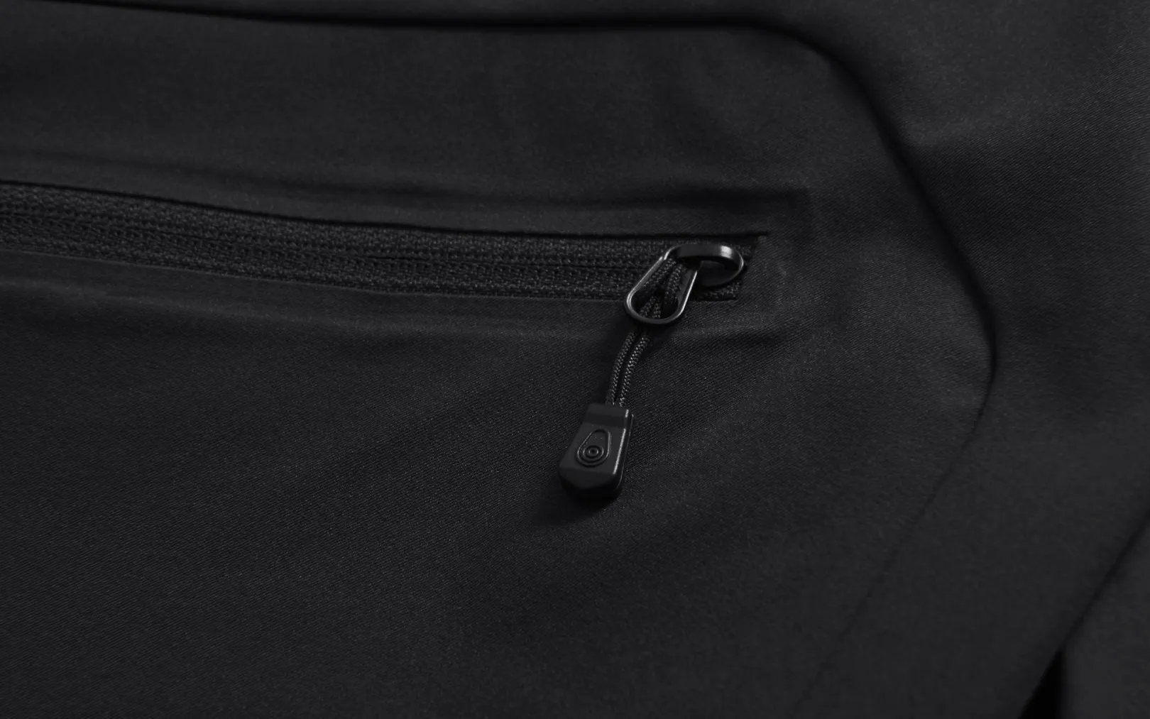 SPRAY T8 SHORTS