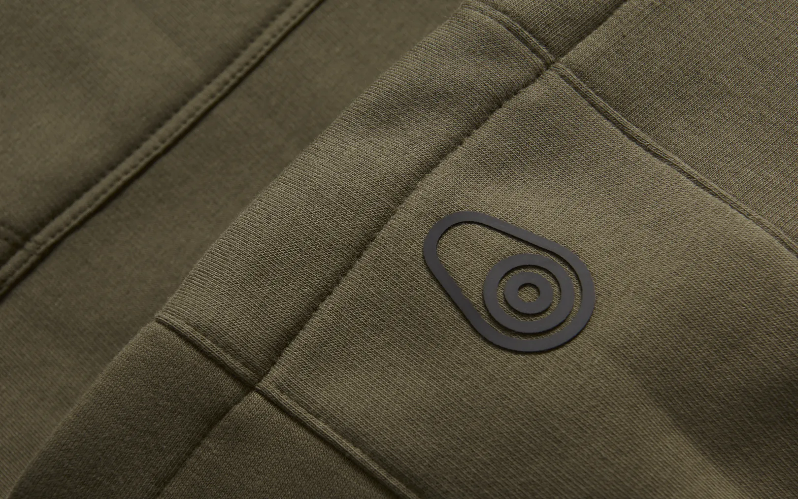 W GALE LOGO HOOD