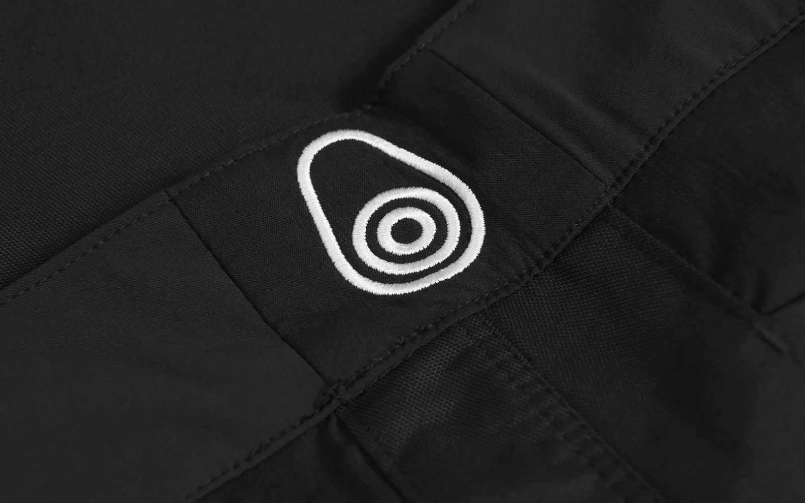 W SPRAY TECH SHORTS